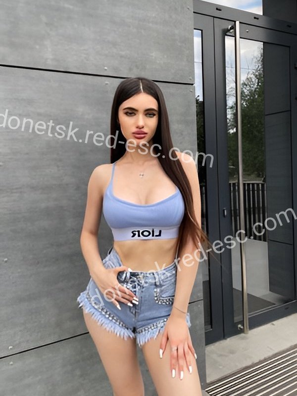 Вика — Донецк